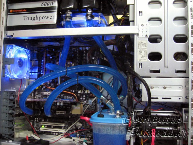 2007 - PC Liquid Cooling Raid 0 Case Thermaltake Alluminio.jpg